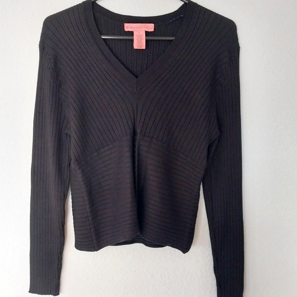 Bandolino Vintage Y2K Ribbed Knit V-Neck Long Sleeve Sweater